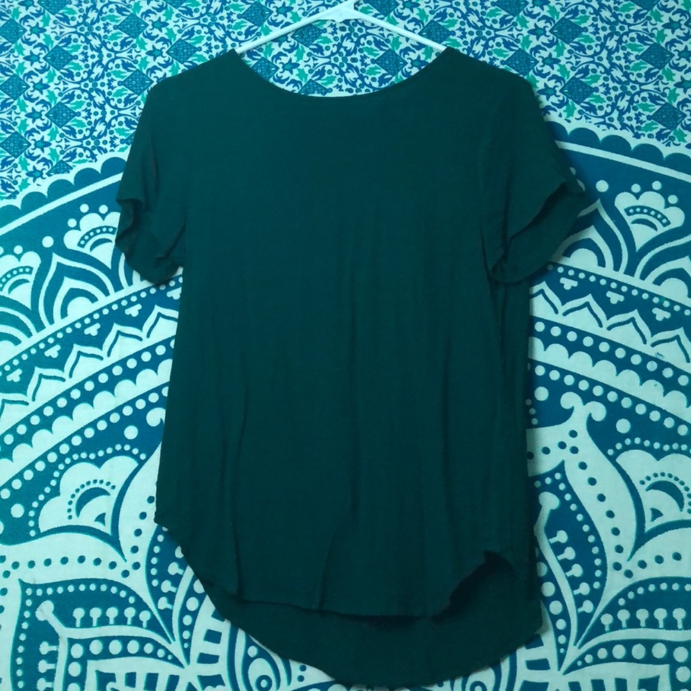 dark green flowy t shirt